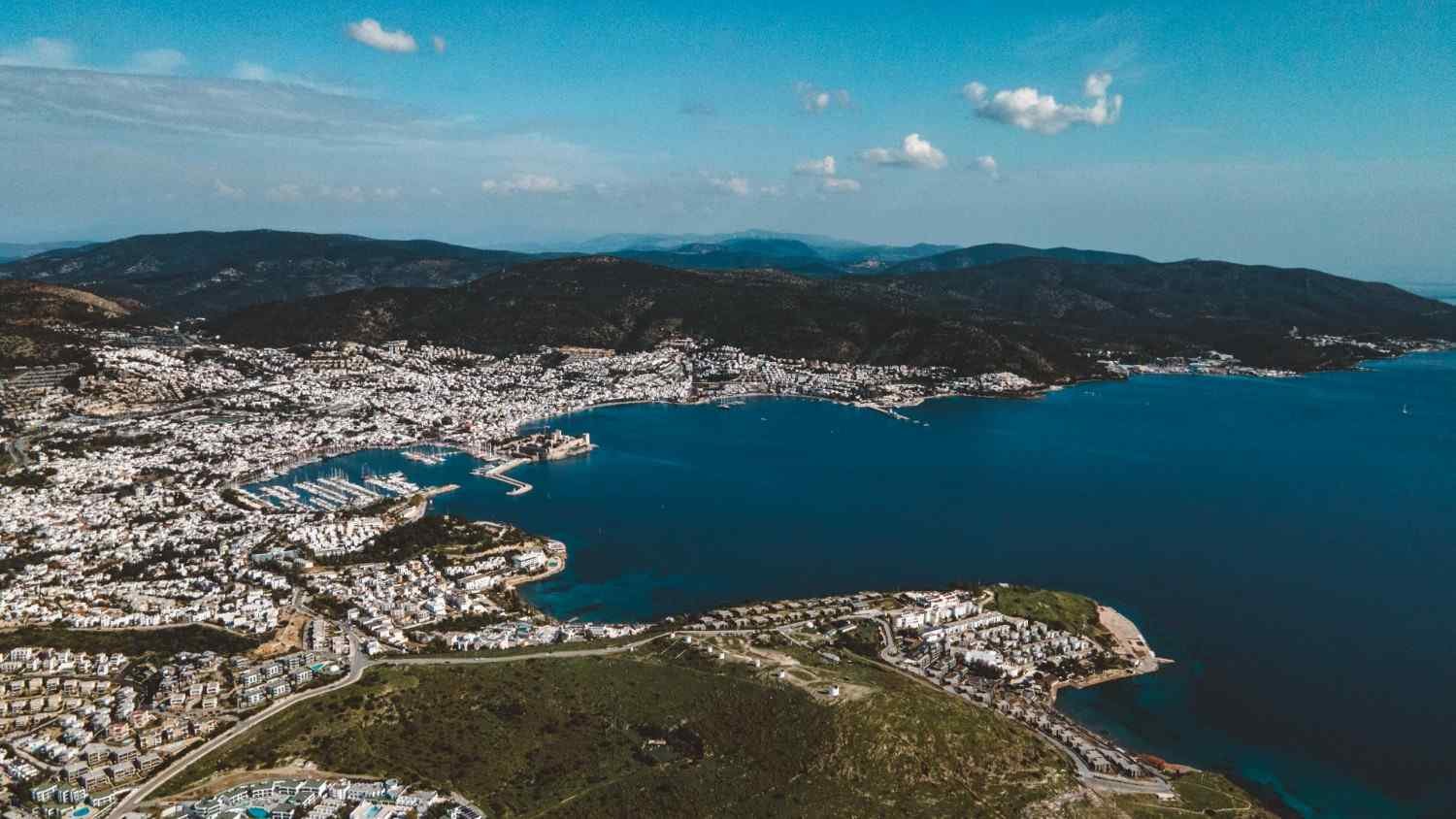 Happy travelers using Air Journey